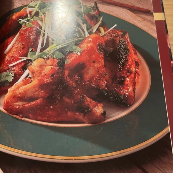 Le Cordon Bleu Home Collection Chicken Cookbook - Picture 4 of 9